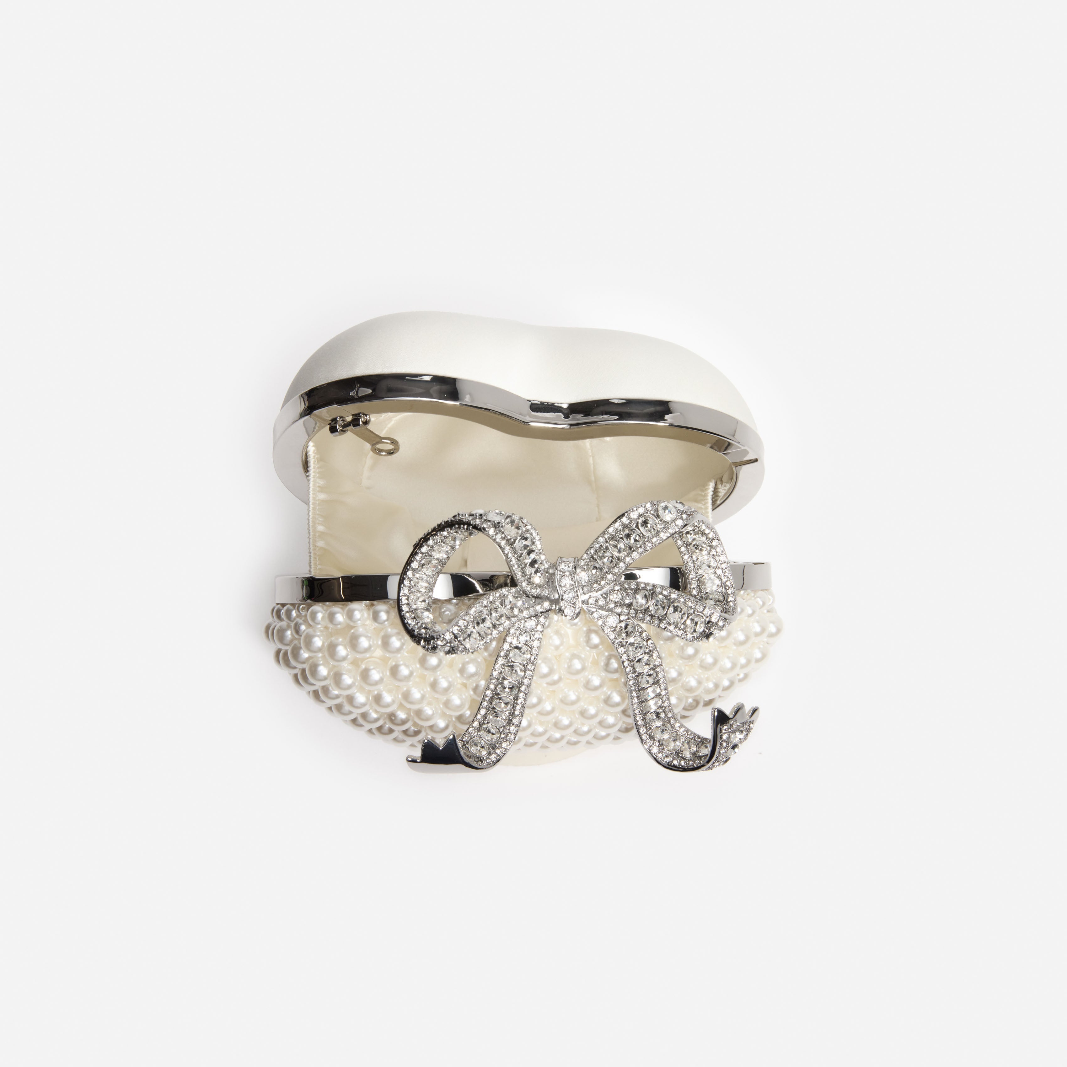 Pearl Heart Clutch Bag