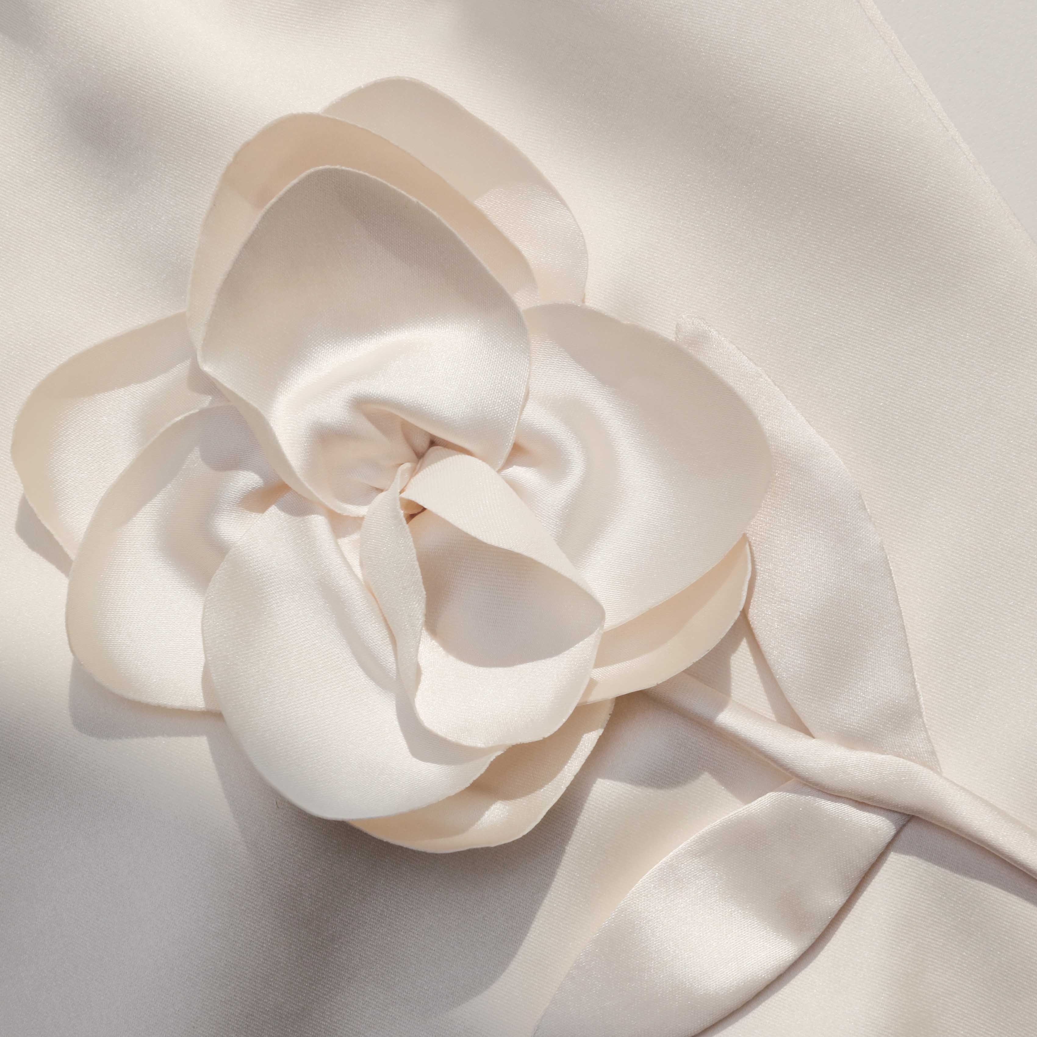 Cream 3D Flower Satin Mini Dress