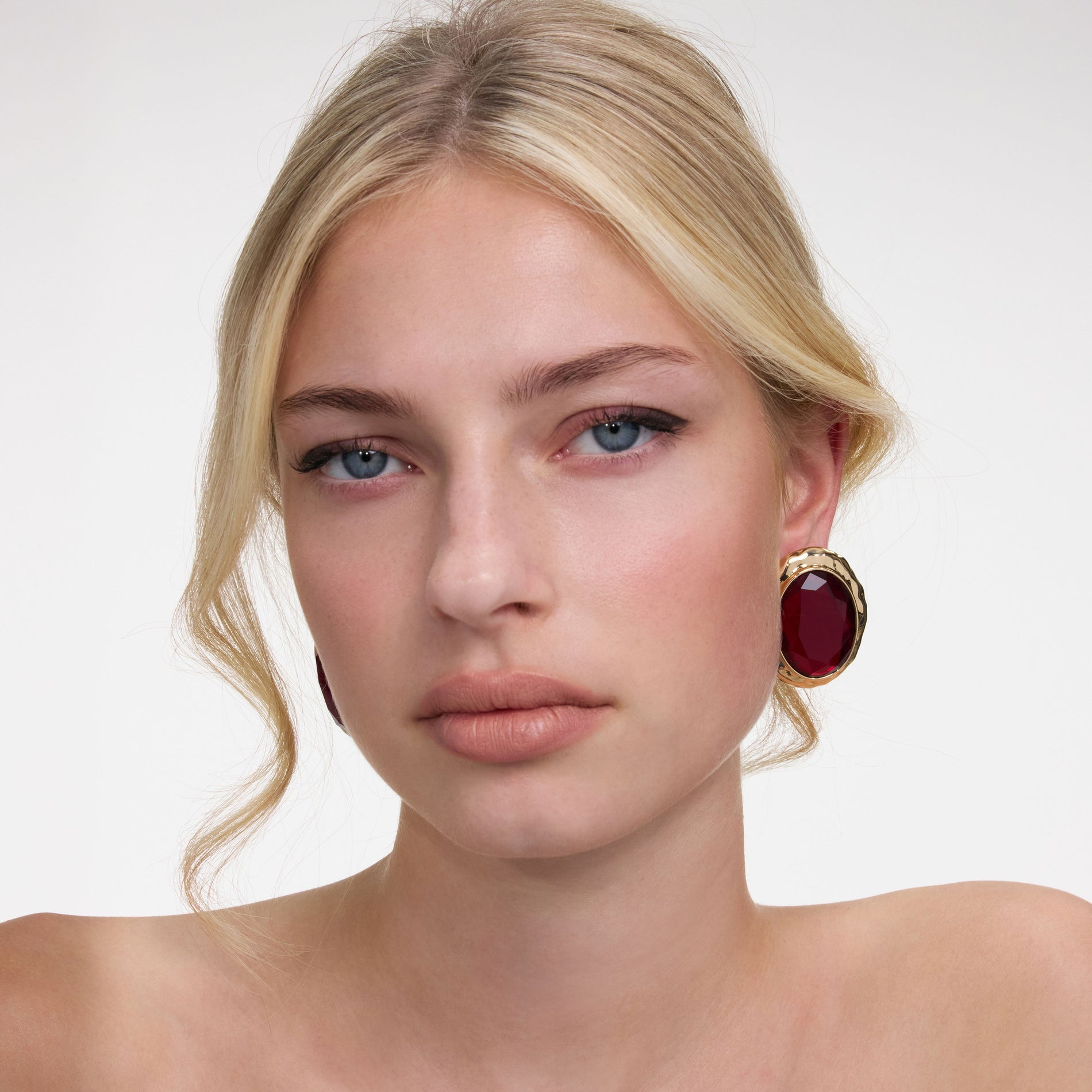 Hammered Gold Red Earrings