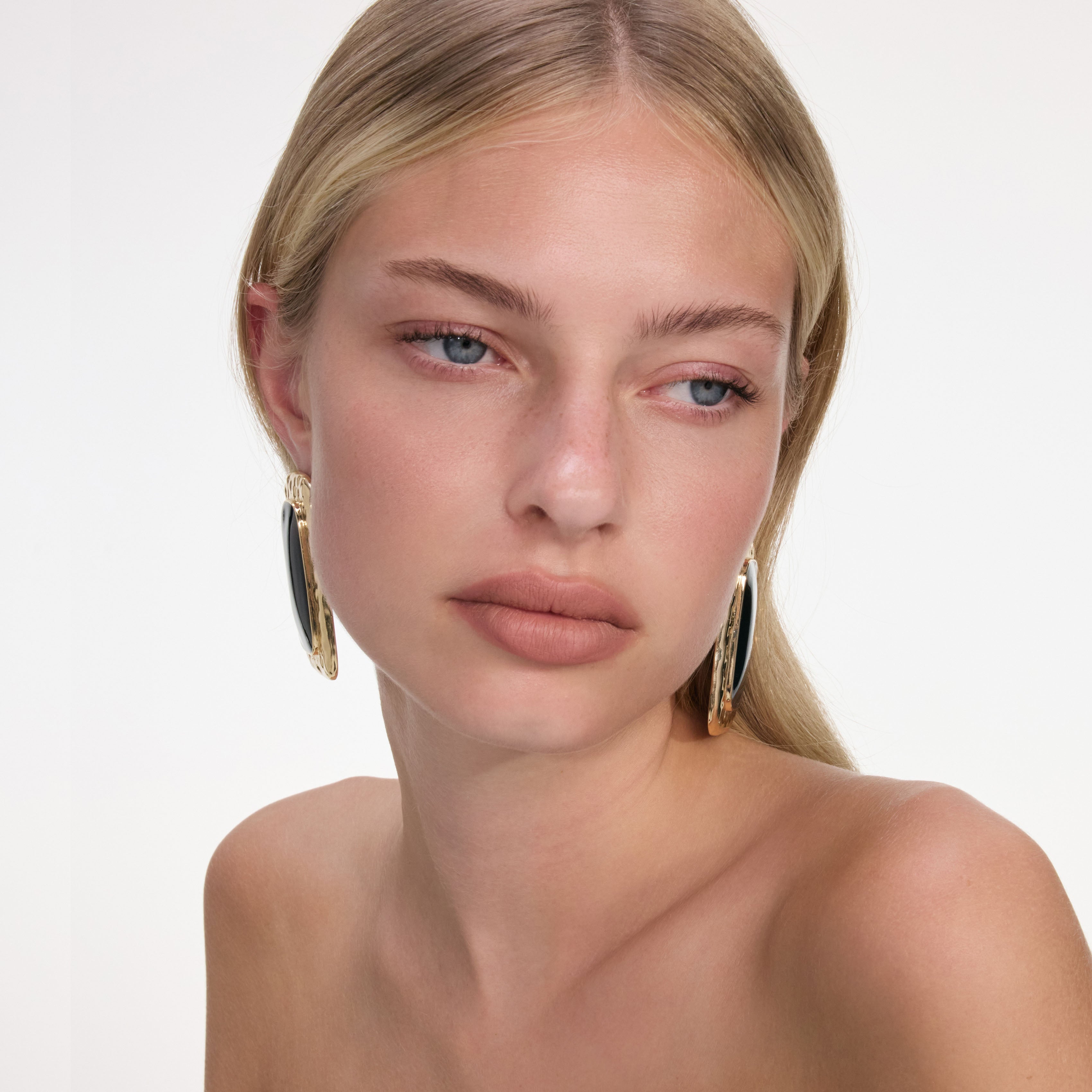 Large Mottled Gold Black Earrings