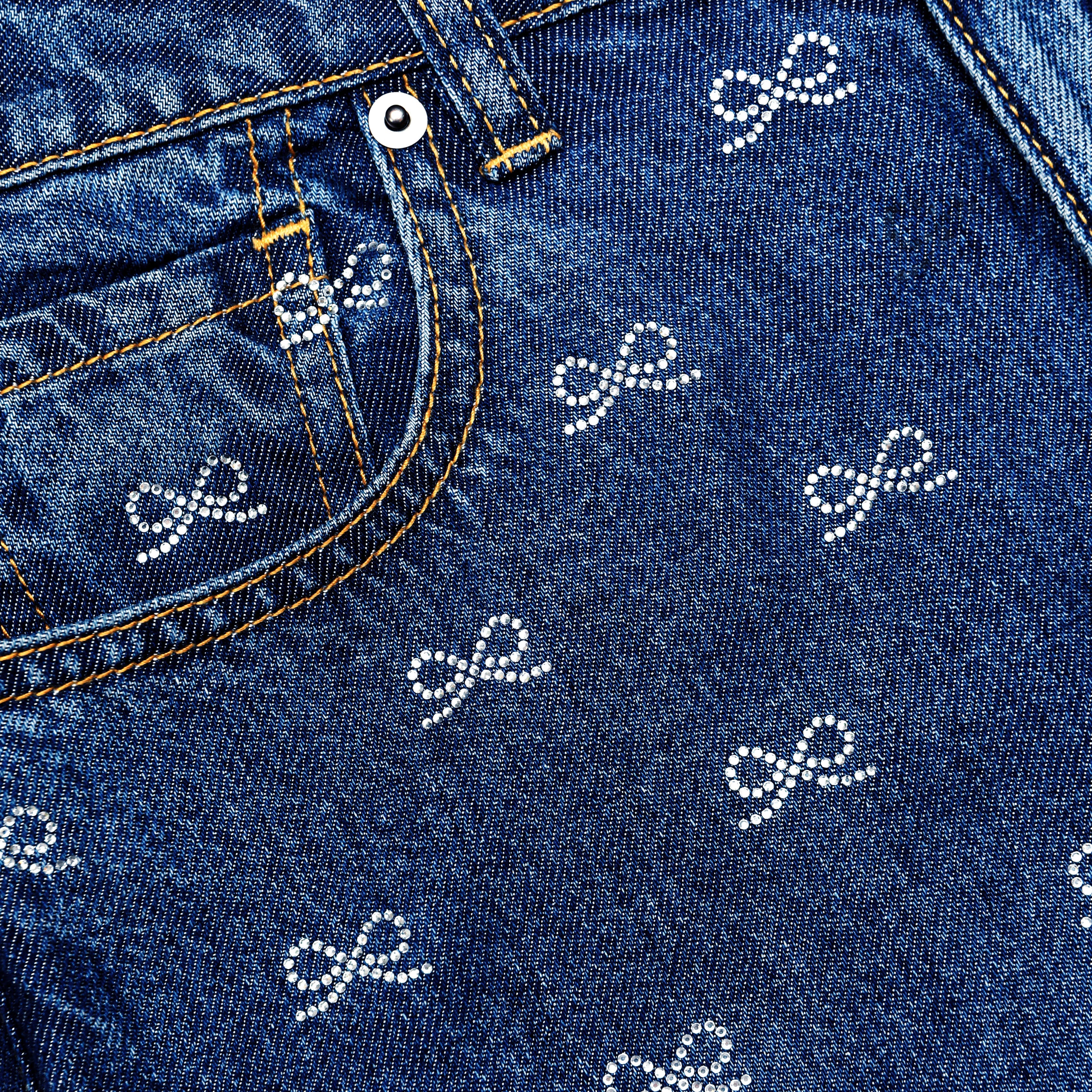 Lightweight Bow Embellished Jeans