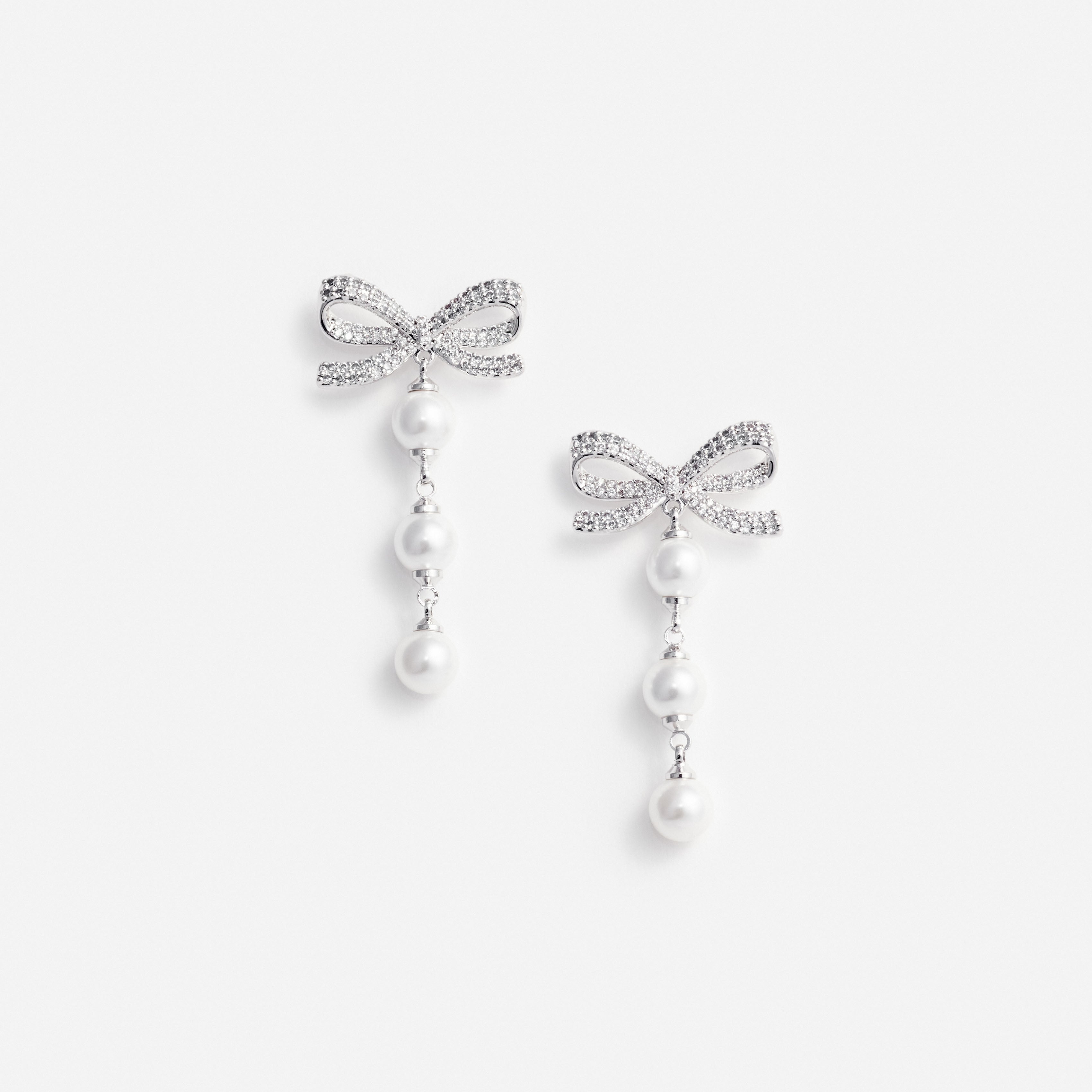 Bow Tiered Pearl Earrings