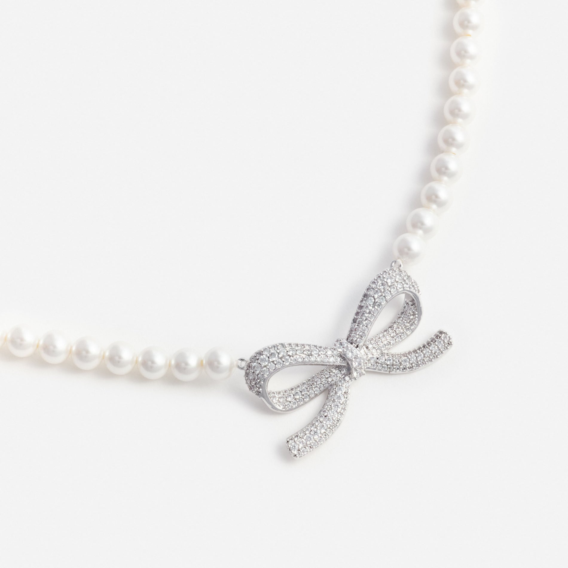 Pearl Bow Necklace