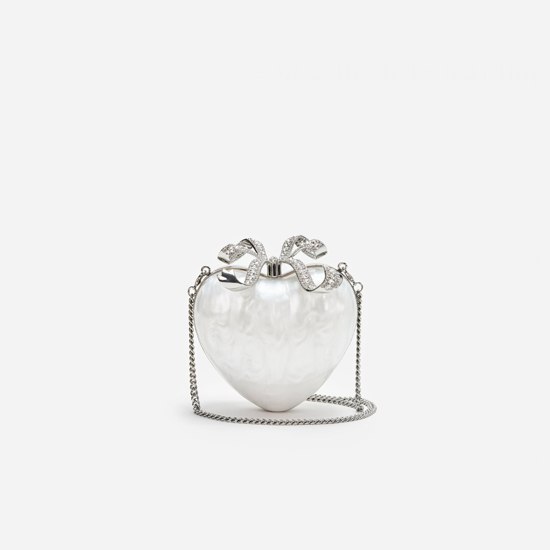 A photo of the Pearl Heart Clutch